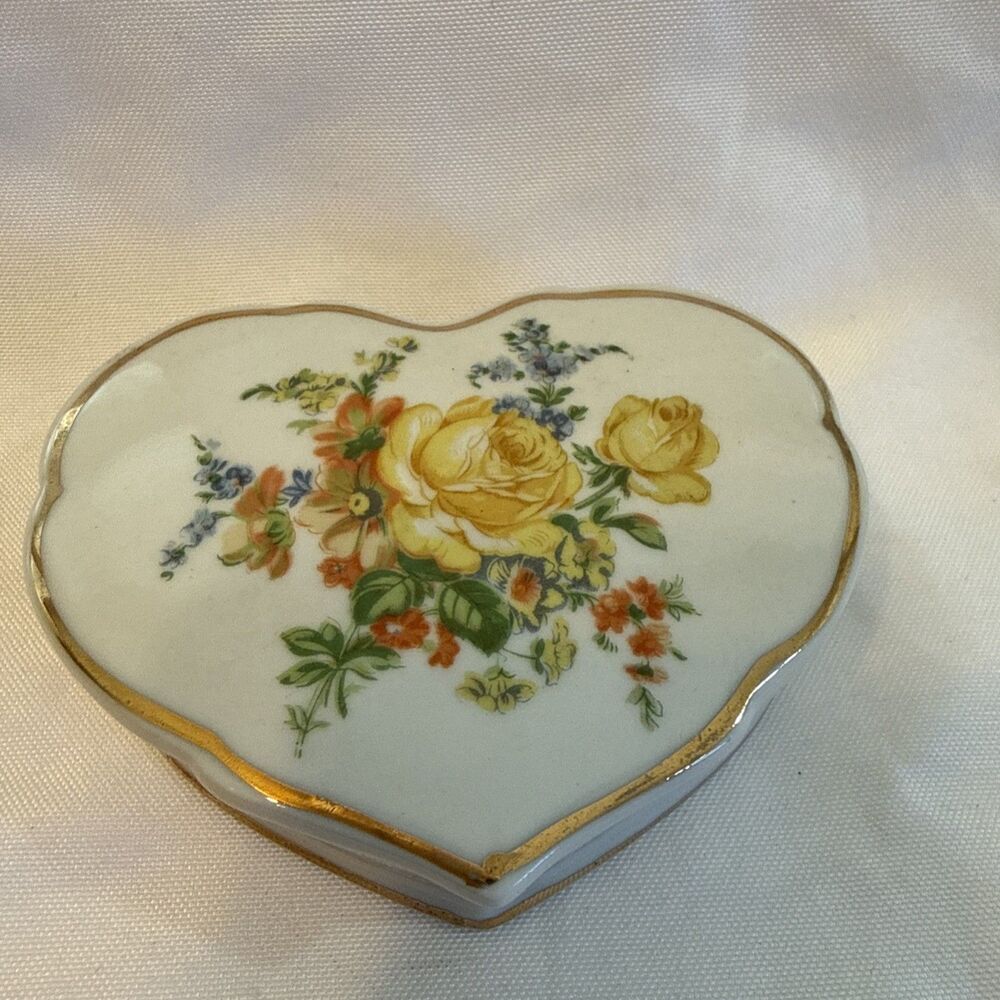 I. W. Rice Heart Trinket Box W/Lid, Hand Painted W/Gold Trim Porcelain Japan